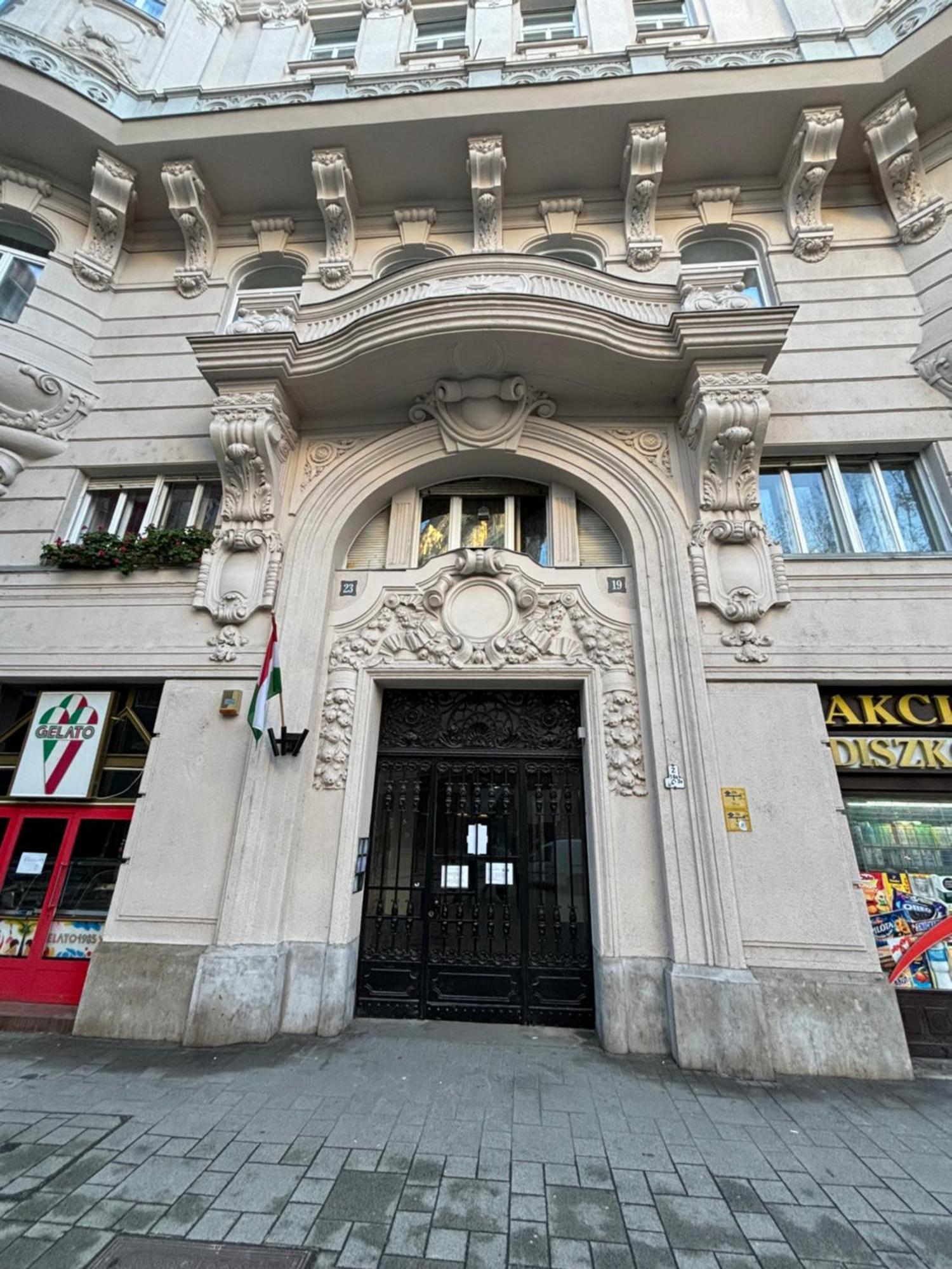 Downtown Royal De Lux Apartment Budapest Exterior photo